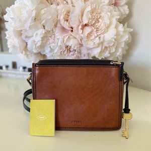 Fossil Crossbody Bag, saddle leather with black detail